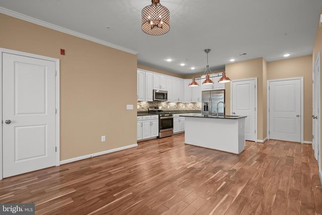 1304 RIBBON LIMESTONE TER SE, Leesburg, VA 20175