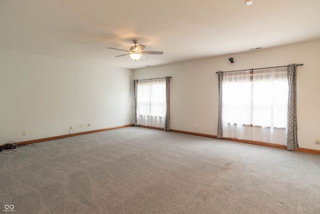 3363 Nottinghill Drive W, Plainfield, IN 46168