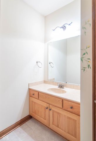 3363 Nottinghill Drive W, Plainfield, IN 46168