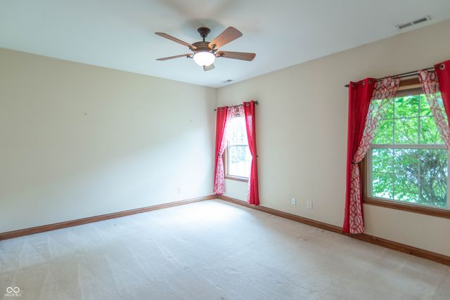 3363 Nottinghill Drive W, Plainfield, IN 46168