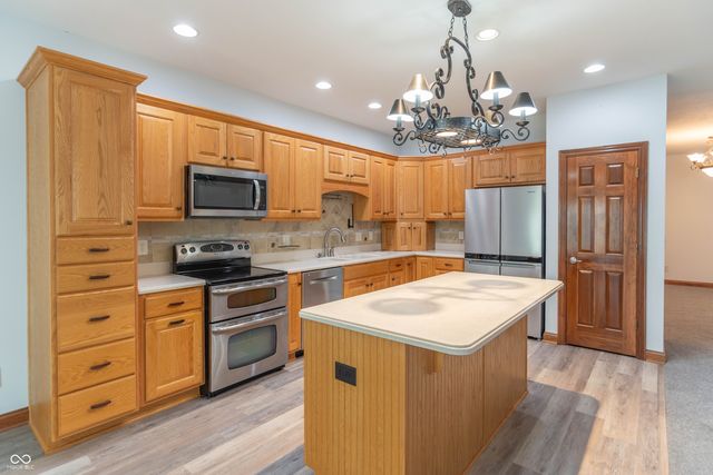 3363 Nottinghill Drive W, Plainfield, IN 46168