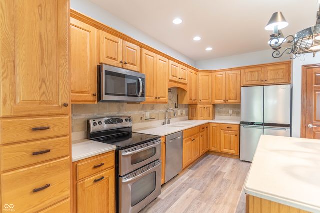3363 Nottinghill Drive W, Plainfield, IN 46168