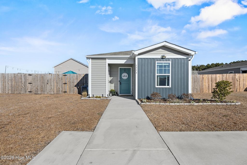 1773 Tablerock Court SE, Bolivia, NC 28422