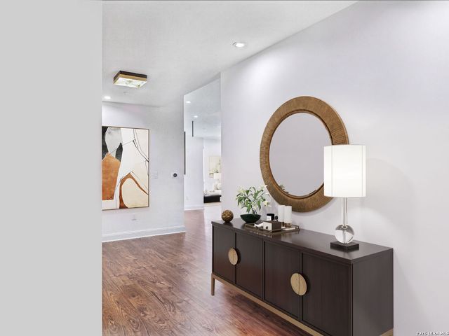 230 Dwyer Ave Unit 701, San Antonio, TX 78204
