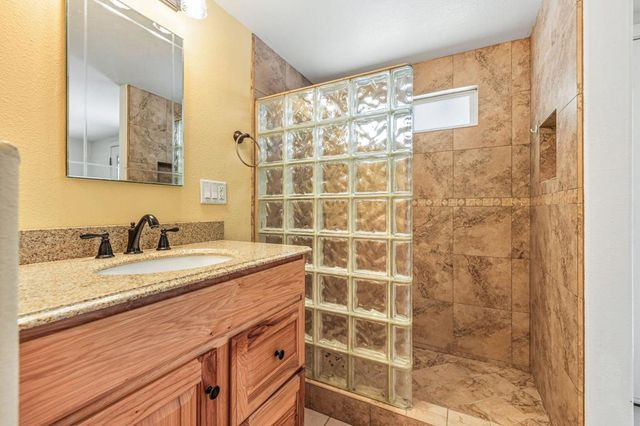 77225 Michigan Drive, Palm Desert, CA 92211