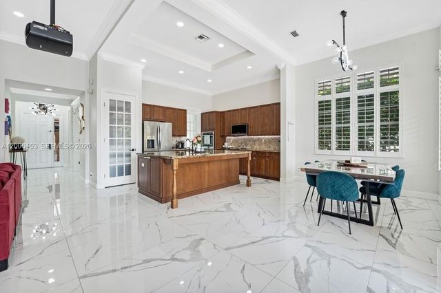 7925 NW 110th Dr, Parkland, FL 33076
