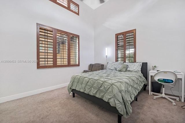 7925 NW 110th Dr, Parkland, FL 33076