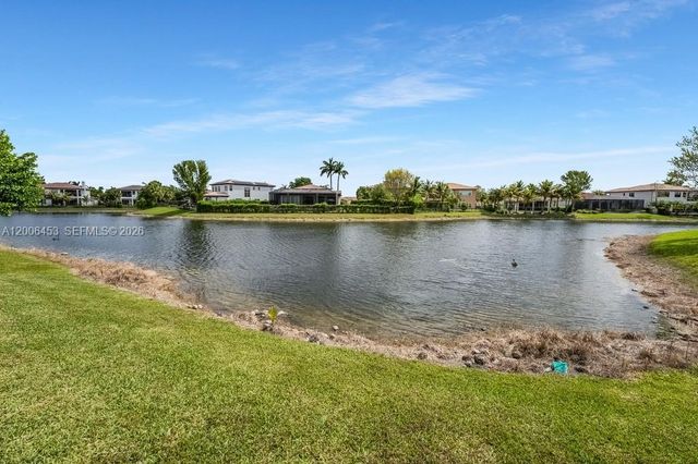 7925 NW 110th Dr, Parkland, FL 33076