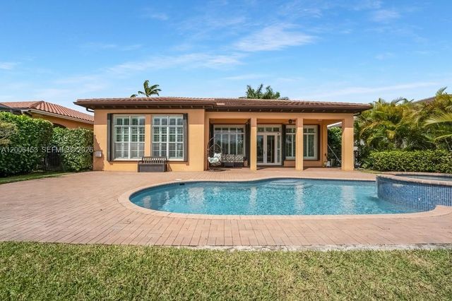 7925 NW 110th Dr, Parkland, FL 33076
