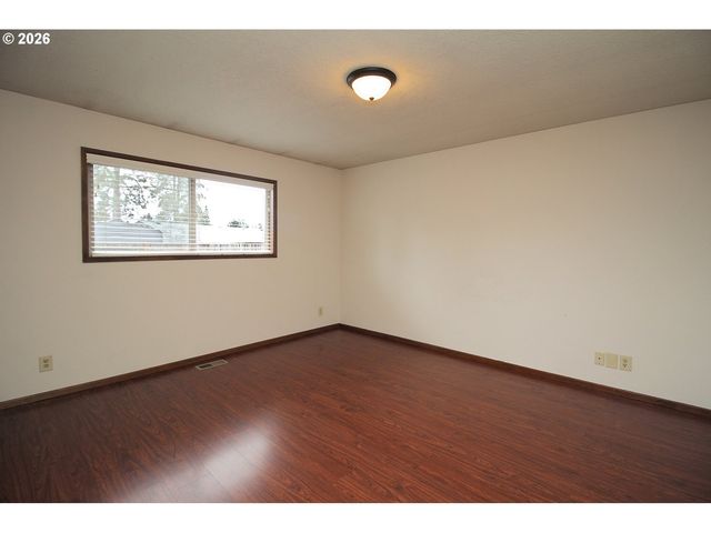 385 S CHERRY Dr, Cornelius, OR 97113