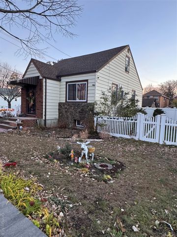 17816 145th Avenue, Springfield Gardens, NY 11434