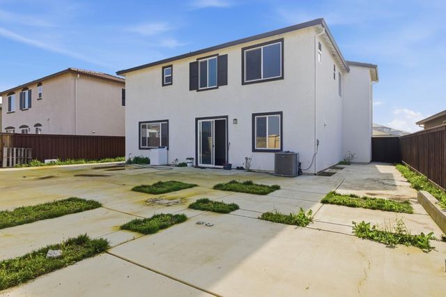 6913 Foraker Dr, Stockton, CA 95219