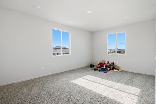 6913 Foraker Dr, Stockton, CA 95219