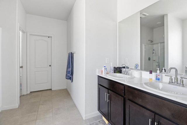 6913 Foraker Dr, Stockton, CA 95219