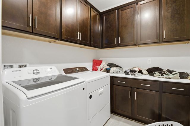 6913 Foraker Dr, Stockton, CA 95219