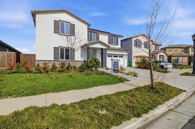 6913 Foraker Dr, Stockton, CA 95219