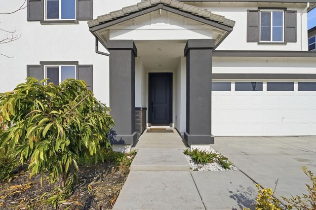 6913 Foraker Dr, Stockton, CA 95219