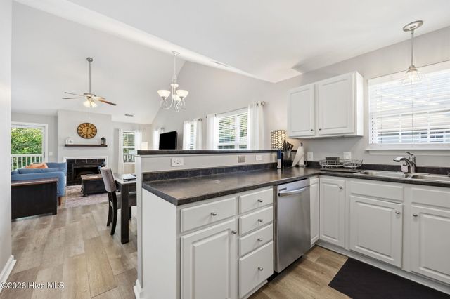2412 King Richard Court H, Greenville, NC 27858