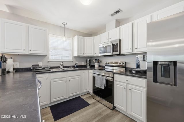 2412 King Richard Court H, Greenville, NC 27858