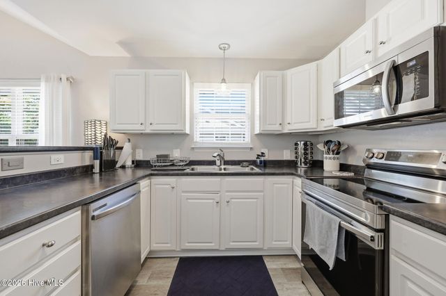 2412 King Richard Court H, Greenville, NC 27858