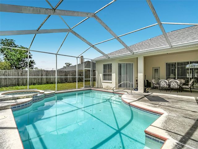 8110 NIGHTWALKER ROAD, Weeki Wachee, FL 34613