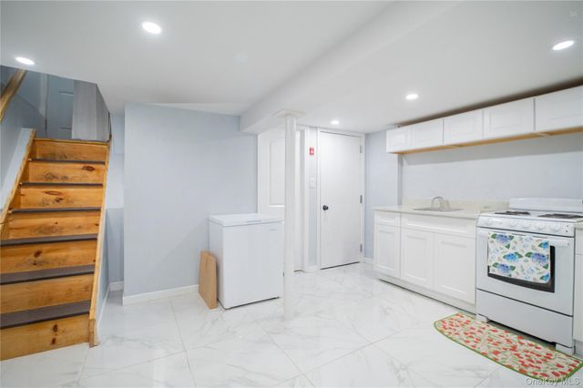 16738 109th Road, Jamaica, NY 11433