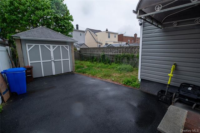 16738 109th Road, Jamaica, NY 11433