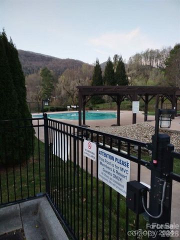 106 Sage Court, Maggie Valley, NC 28716