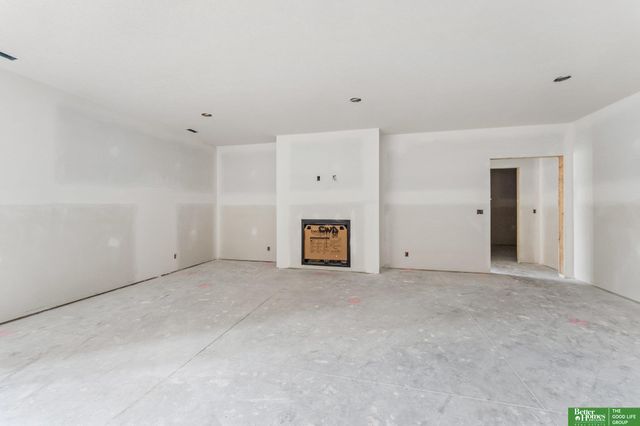 3308 S 206th Street, Elkhorn, NE 68022
