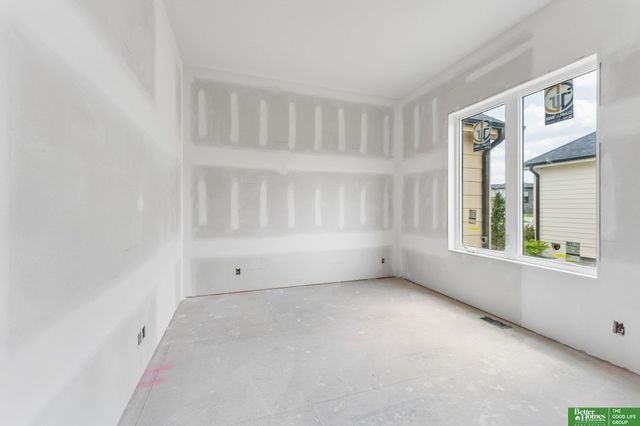 3308 S 206th Street, Elkhorn, NE 68022