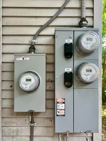 33-35 Hall St, North Adams, MA 01247