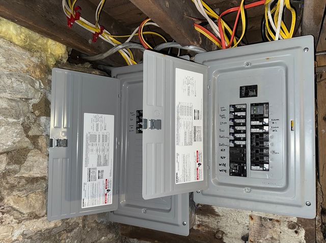 33-35 Hall St, North Adams, MA 01247