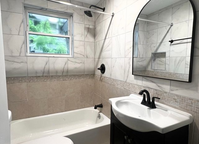 33-35 Hall St, North Adams, MA 01247