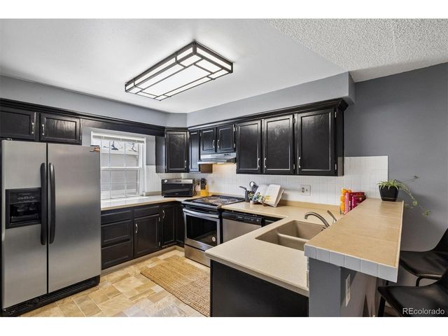 2913 W Long Cir A, Littleton, CO 80120