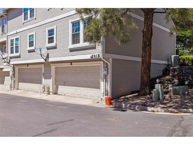 2913 W Long Cir A, Littleton, CO 80120