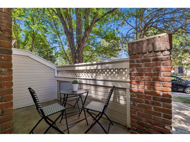 2913 W Long Cir A, Littleton, CO 80120