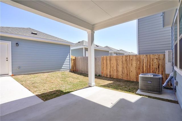 1724 W Artesian Springs XING, Leander, TX 78641