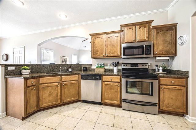 355 WHISPERING MEADOWS DR, Oakland, TN 38060
