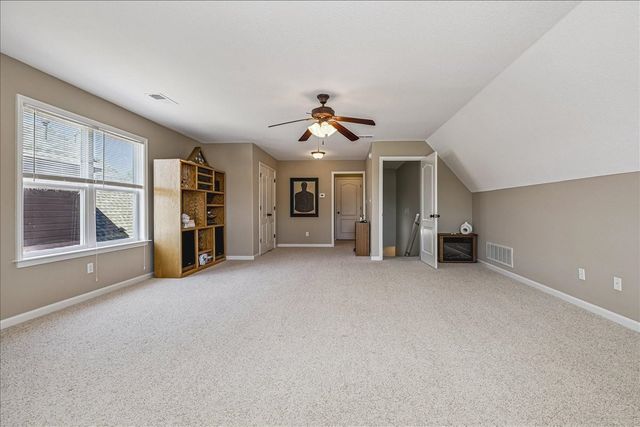 355 WHISPERING MEADOWS DR, Oakland, TN 38060