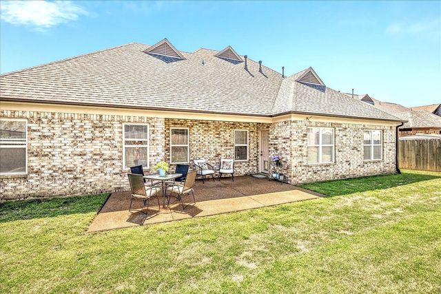 355 WHISPERING MEADOWS DR, Oakland, TN 38060