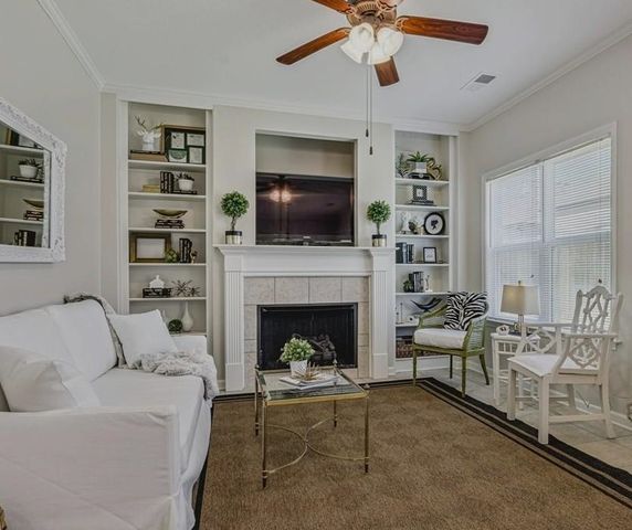 355 WHISPERING MEADOWS DR, Oakland, TN 38060