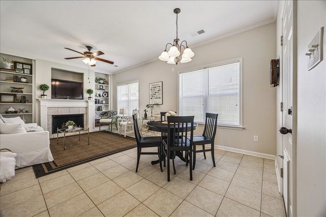 355 WHISPERING MEADOWS DR, Oakland, TN 38060