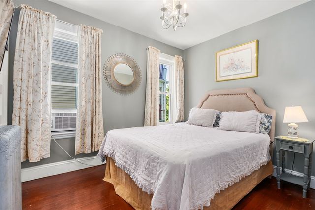 2 Pleasant St 2, Boston, MA 02125