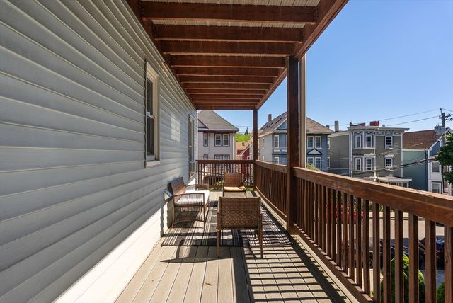 2 Pleasant St 2, Boston, MA 02125