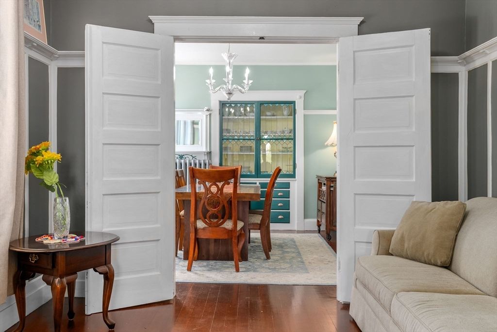 2 Pleasant St 2, Boston, MA 02125