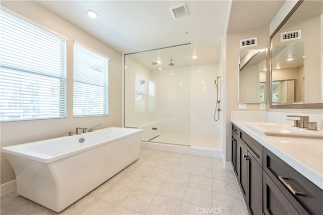 139 Spiral, Irvine, CA 92618