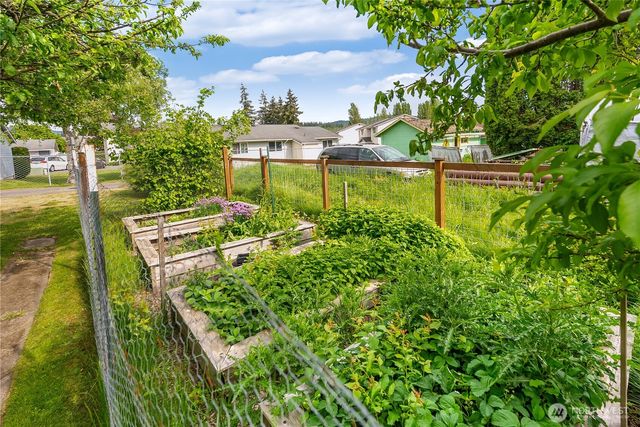 2320 Queen Street, Bellingham, WA 98229
