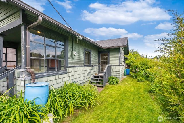 2320 Queen Street, Bellingham, WA 98229