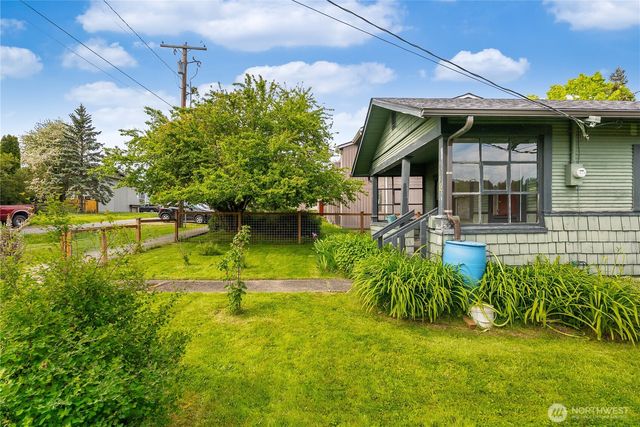 2320 Queen Street, Bellingham, WA 98229