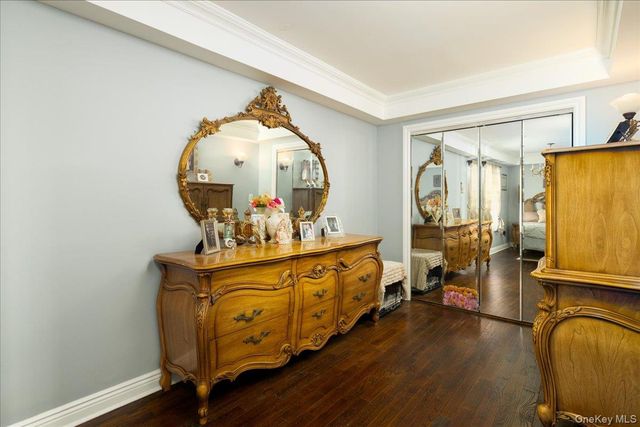 35 Carnation Road, Levittown, NY 11756